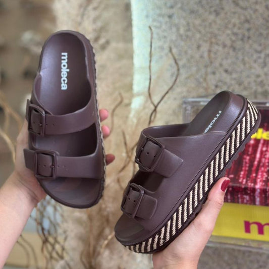 SANDALIA EVA FIVELA SOLA BORDADO 5577.200 |cor:Marrom