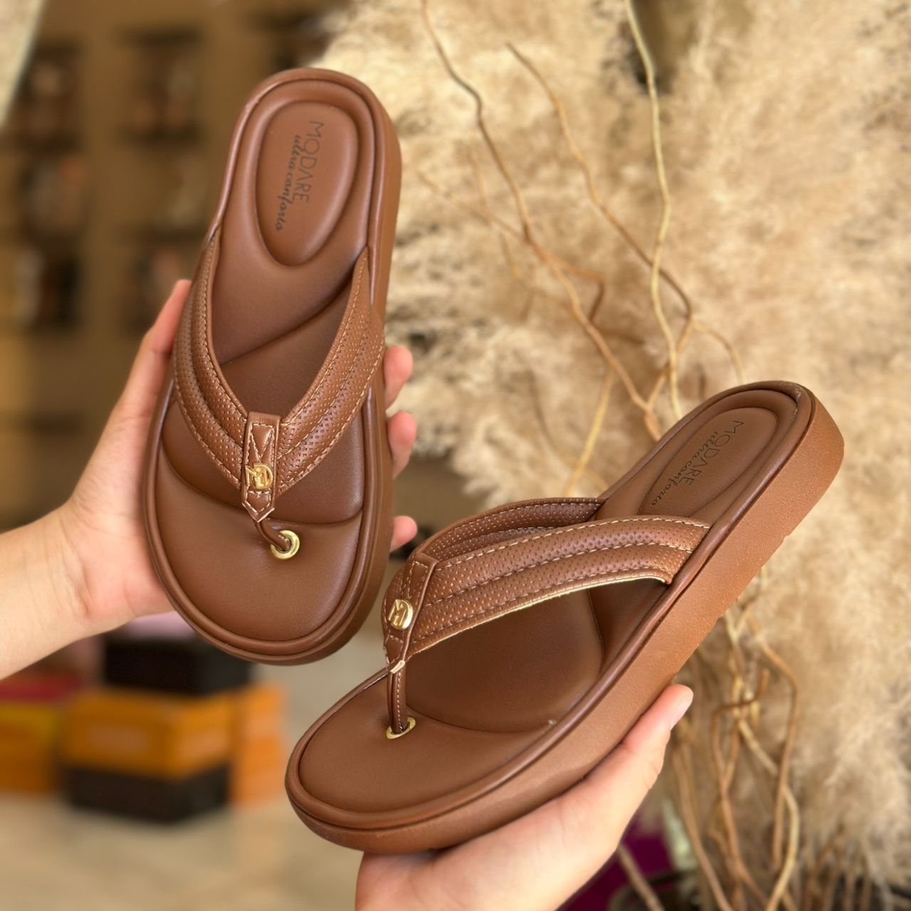 CHINELO MODARE 7208.109
