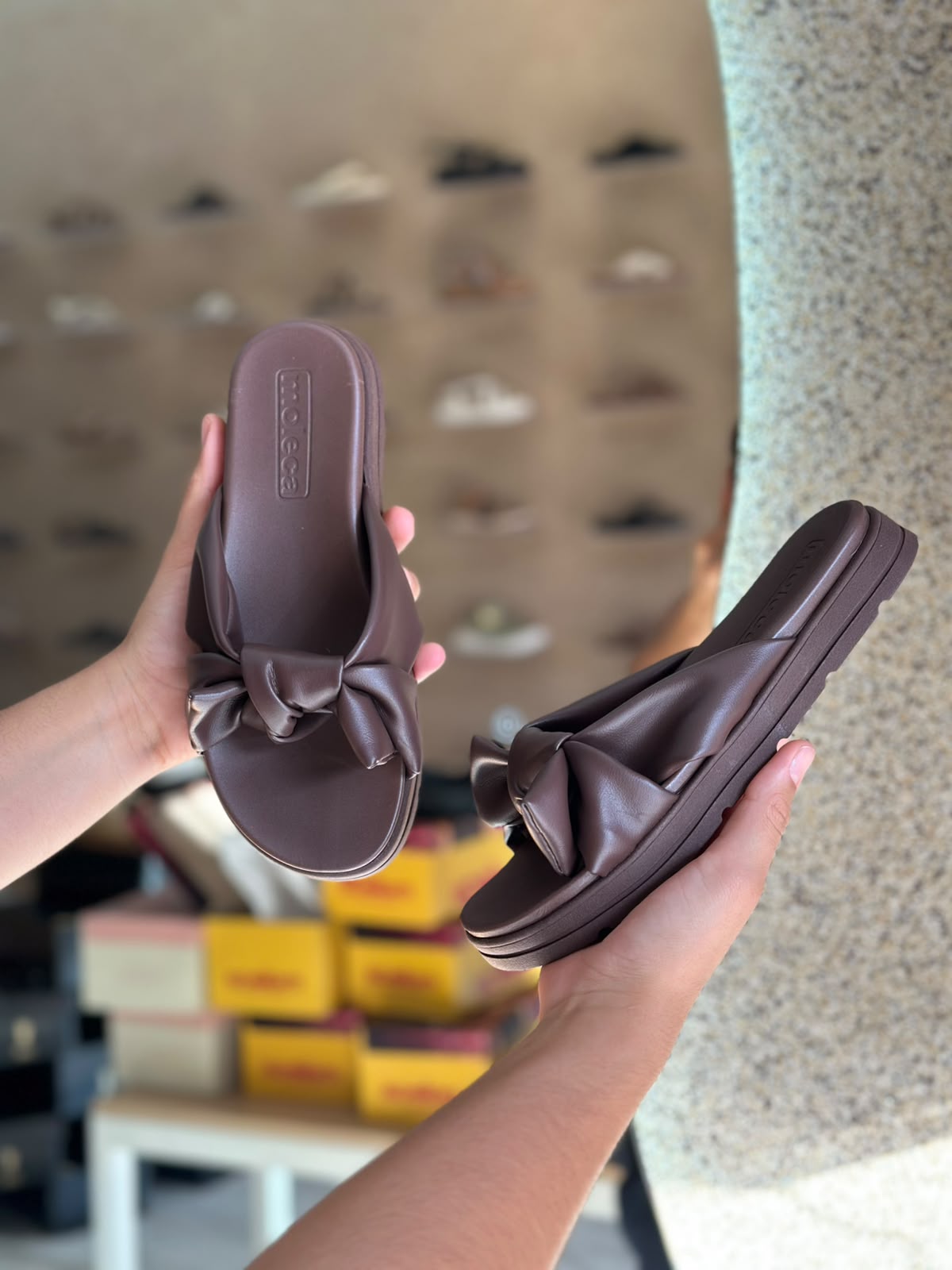 SANDALIA DE LACINHO MOLECA 5490.132 |cor:Chocolate