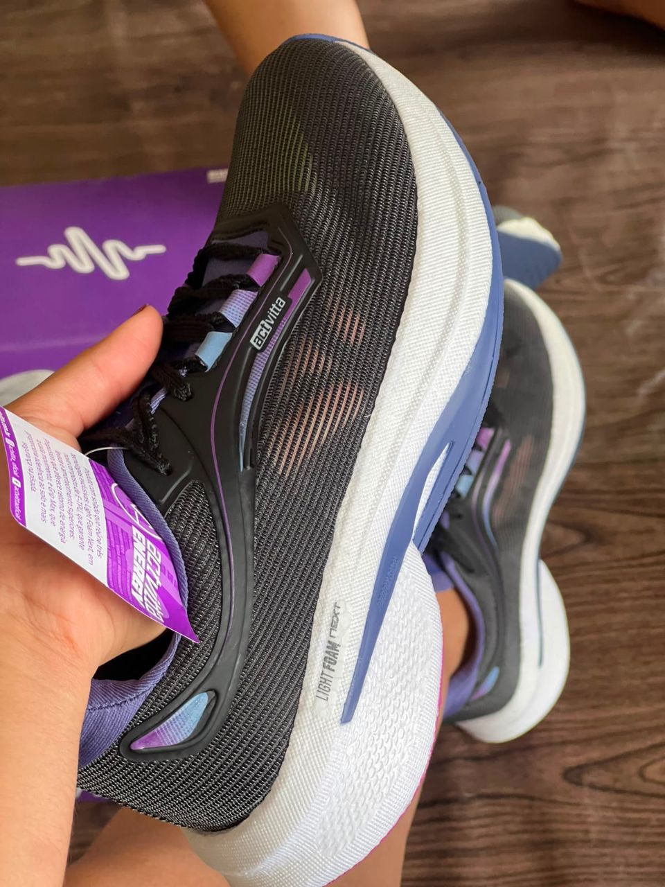 TENIS DE CORRIDA COM PLACA 4859.100 |cor:Preto Roxo