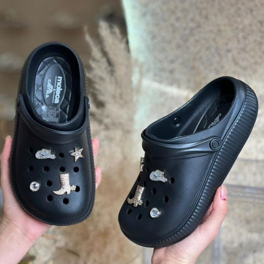 BABUCHE ANA CASTELA 5832.314 |cor:Preto