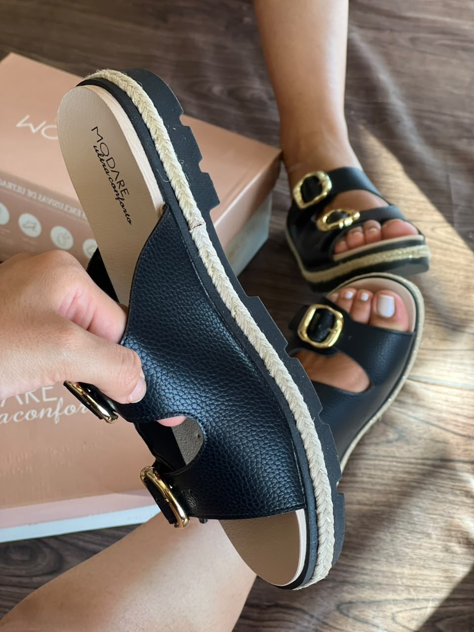 SANDALIA FIVELA 7132.257 |cor:Preto