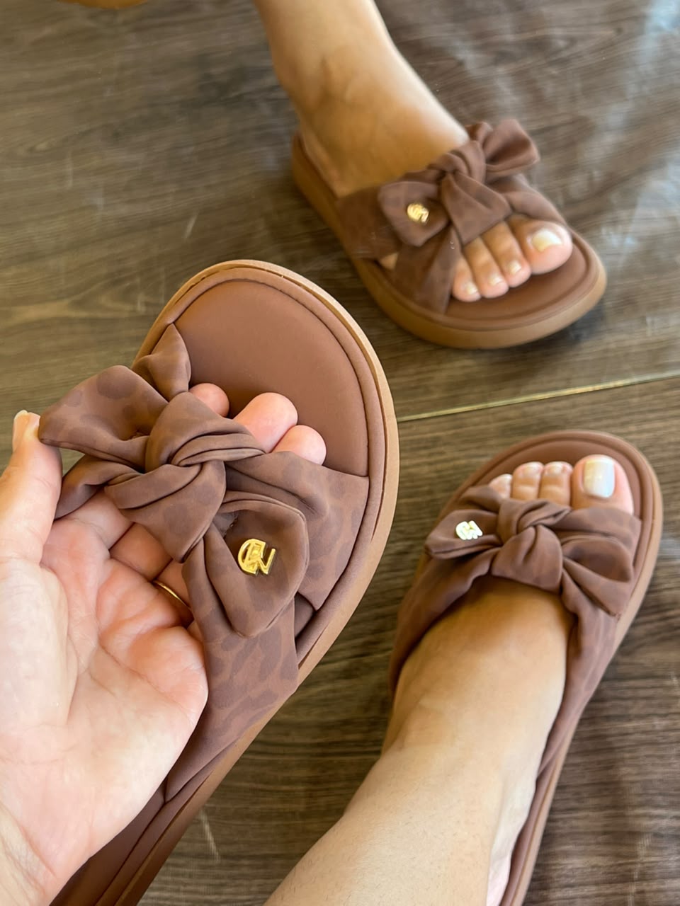SANDALIA MODARE DE LACINHO 7208.101 |cor:Marrom