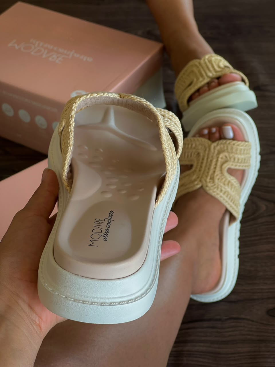 SANDALIA EM H TECIDO 7200.114 |cor:Bege