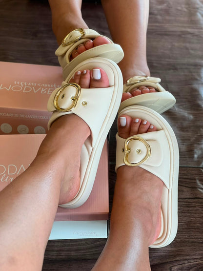 SANDALIA FIVELA MD 7208.113 |cor:Branco