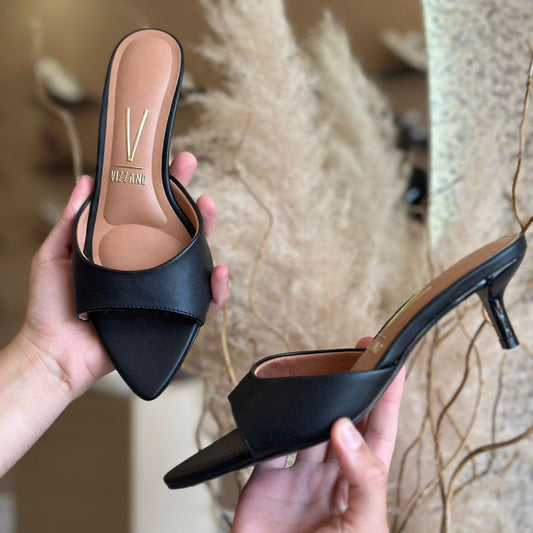SANDALIA SALTINHO FINO FECHADO 6576.101 |cor:Preto