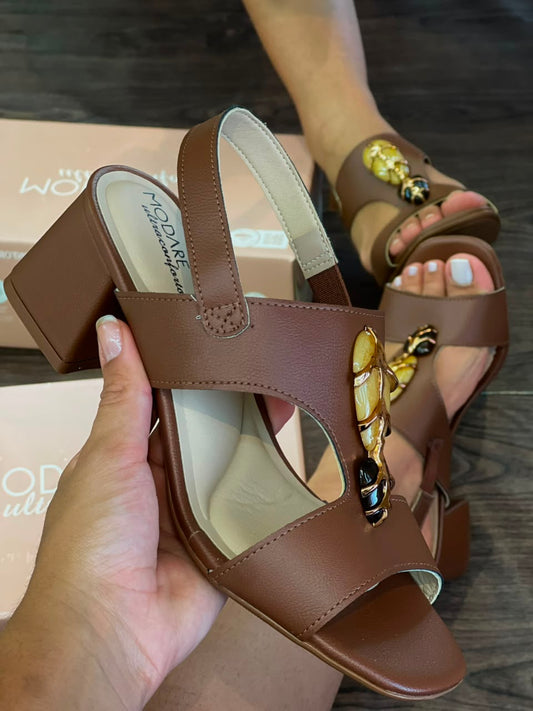 SANDALIA SALTO PEDRAS 7172.127 |cor:Marrom