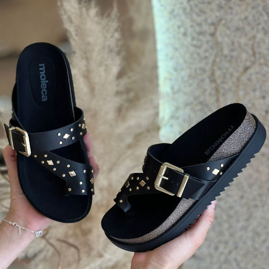 SANDALIA FIVELA COM PINGENT 5500.111 |cor:Preto