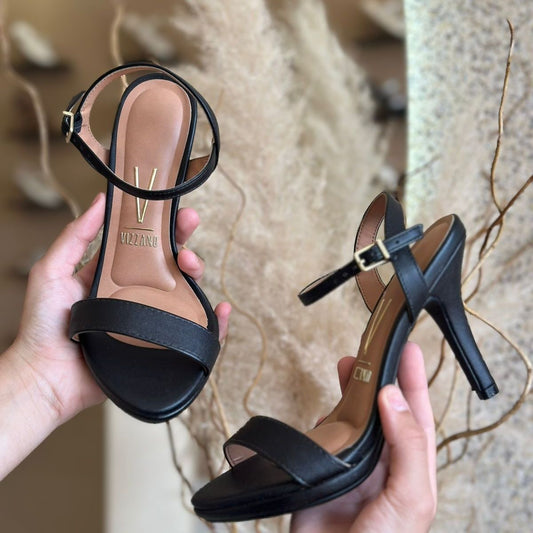 SANDALIA SALTO FINO LISO 6210.1019 |cor:Preto